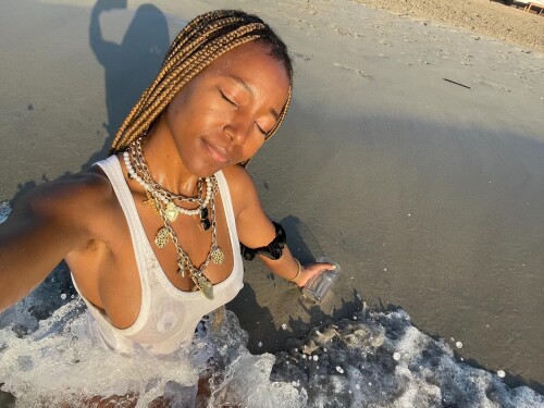 mitchumtanya 2025 07 16 DMK PrZoy3V 0162236e836d268115