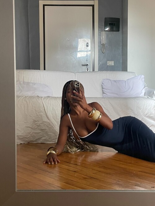 mitchumtanya 2025 07 23 DMdabqQIxA8 06ac35110f3993ac97