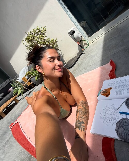 mollygram.com_InstagramPost__izzyflannery__35764715572103183609e859bd16e9d3bf2