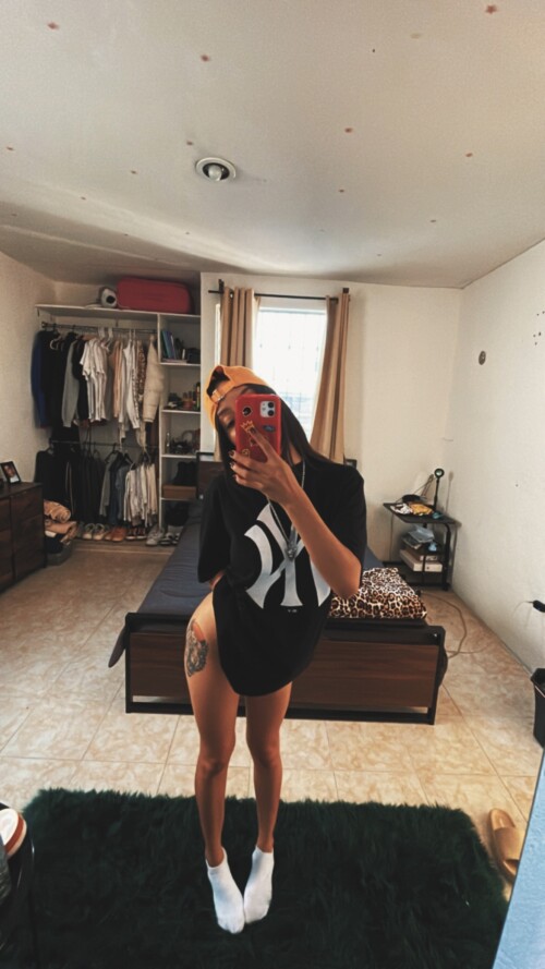 mollygram.com InstagramStory 398294918 3609890733171935729bc01d6b09b439d6f