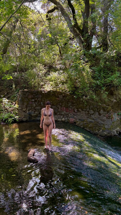 mollygram.com InstagramStory bbyjulesz 36261729768839692837d7caec93c59fa28