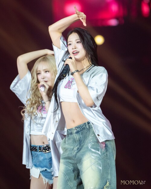 momov 1875852663394623739b971a90080f1b9c0