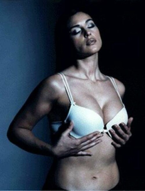 monicabellucci0335xg581785f248da566f