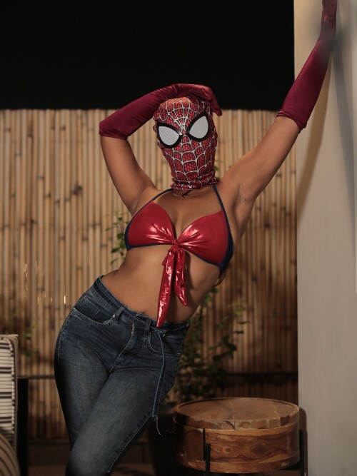 moodybeasty 20251028 00044d24ba2f03692f18