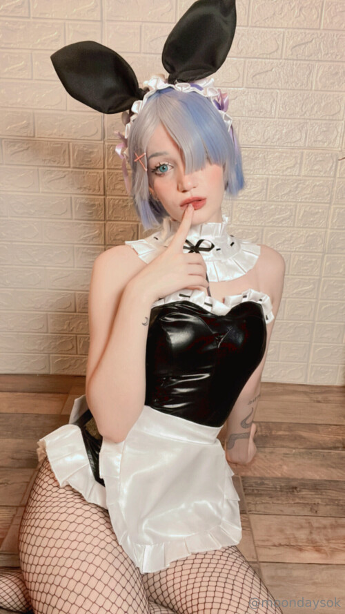 moondays 127e50d373560690a2