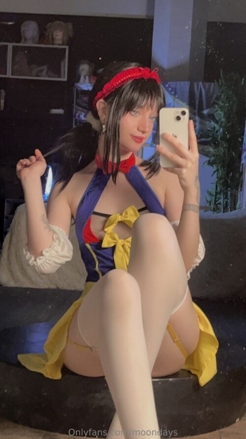 moondays 1521d89e40af62e6b2