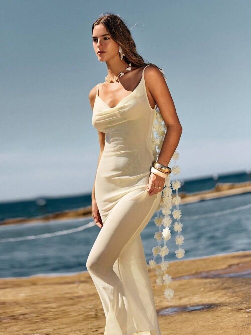 more white v0 djij1ih72pre1b3af3b1ca6c97a1e