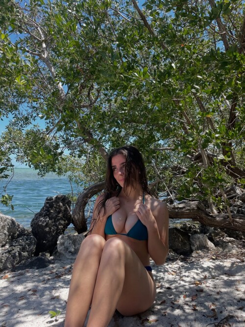 moresofiacrnilovic_feed_20250909150000380a3d106cf85f56