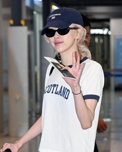 myImage4666bf032fbccf33