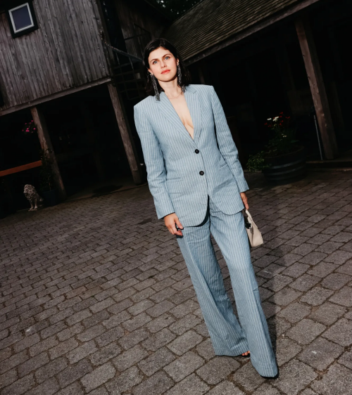 n3Uo8IDL_o5b1f31f0e4ffc35f