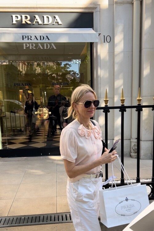 naomi357d5ee4aaaeffd25