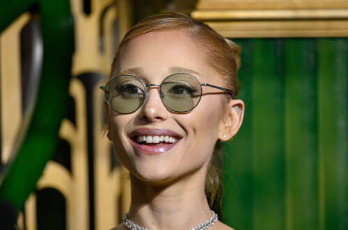 neZ9vE7N0b8fcbaff985fbed4e