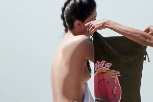 149862, EXCLUSIVE: British model Neelam Gill shows off her ample assets on a sexy beach photoshoot in Malibu. Malibu, California - Thursday, March 24, 2016. Photograph:  PacificCoastNews. Los Angeles Office: +1 310.822.0419 UK Office: +44 (0) 20 7421 6000 sales@pacificcoastnews.com FEE MUST BE AGREED PRIOR TO USAGE