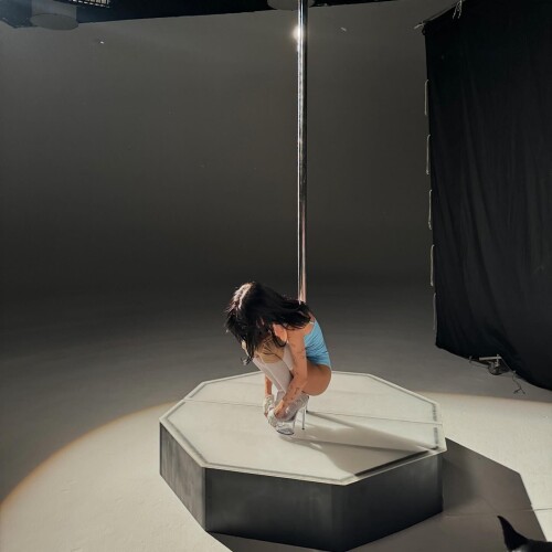 nessabarrett_1726777042_3460779124556993906_14671952032e856e005eb00f64