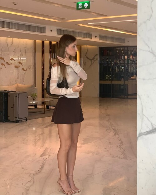 new day new skirt8102f04c7afdebf6