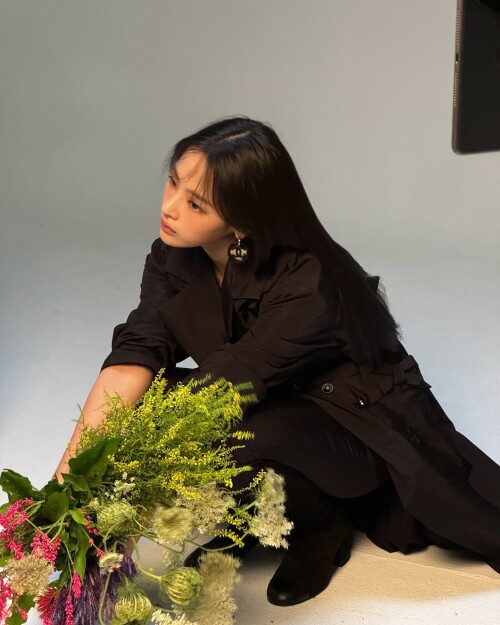 newjeans official 2024 08 19T092000.000Z 9f0a91e1560cc947e