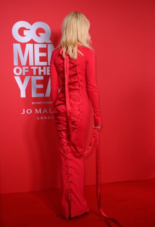 nic1041b819e4f93a9c1d