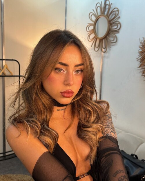 nicki.nicole 20250125 0002beb56e3798925841