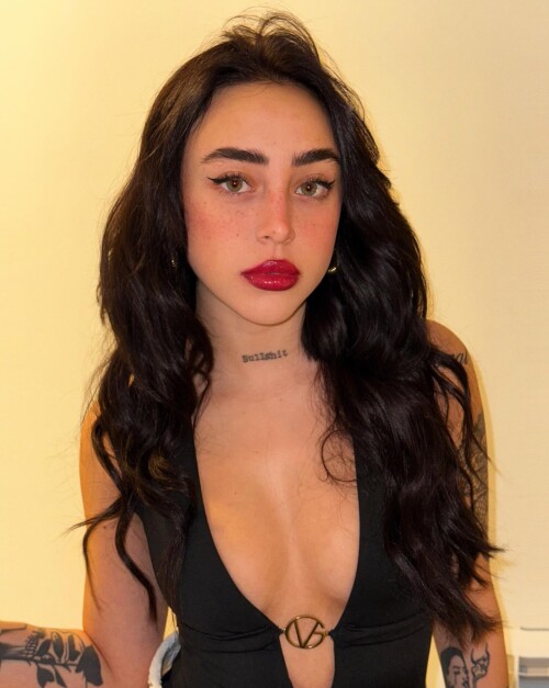 nicki.nicole 2025 06 22T045942.000Z5637a6f70af49f84