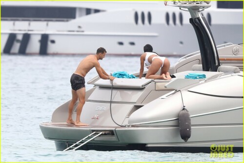 nicole scherzinger grigor dmitrov pda saint tropez 33