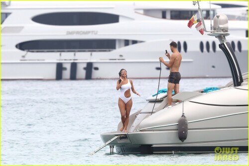 nicole scherzinger grigor dmitrov pda saint tropez 49