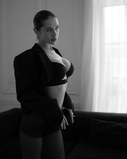 nika litvinova 17151895488753a62452fc01340ff