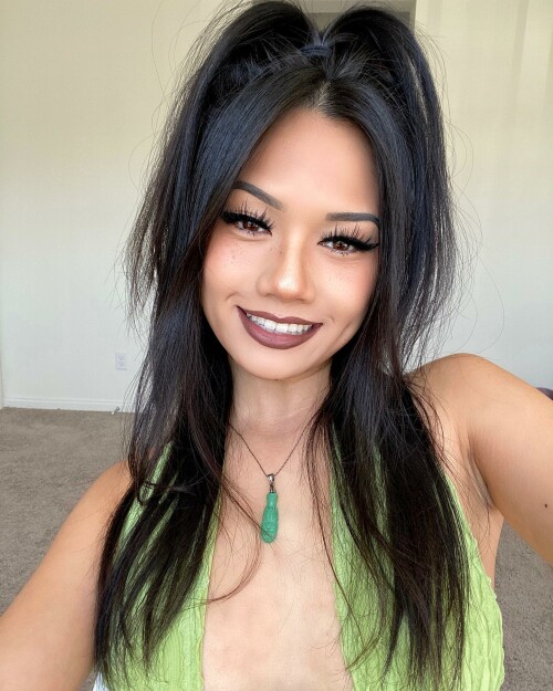 nikkittran 04 05 2023 0001c62d18b57b33e811