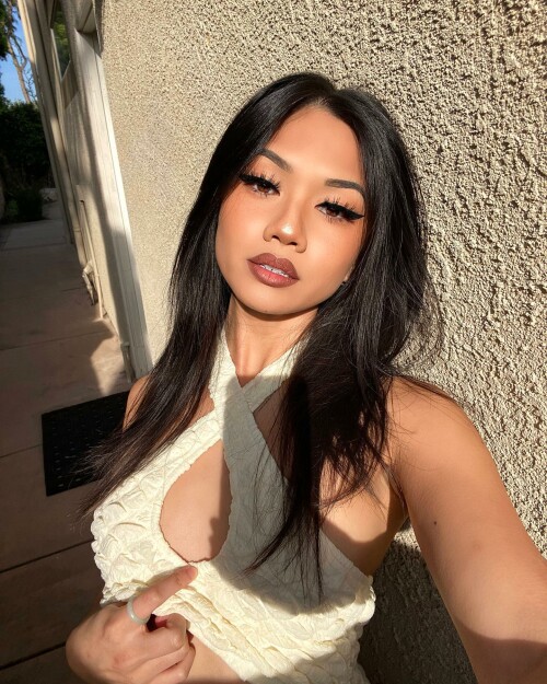 nikkittran 18 04 2023 0001