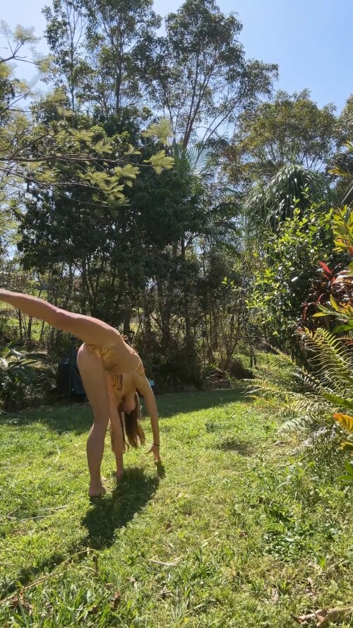 oJBI60O2TXs.mp4 20250924 230609.43170d29792de4486e5