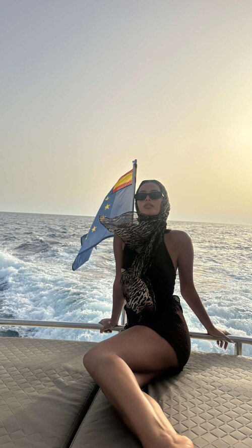 oPmf3ww5qW23HvjG3HEvO.1023d1e9c115875f32c2