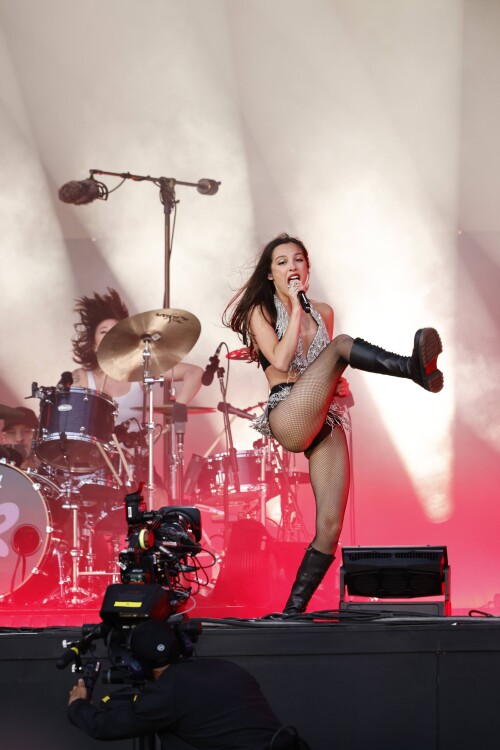 olivia 200a50bb7c79daf7ad