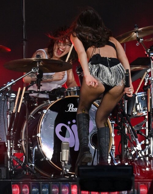 olivia 305d00aacecd4a3b4d