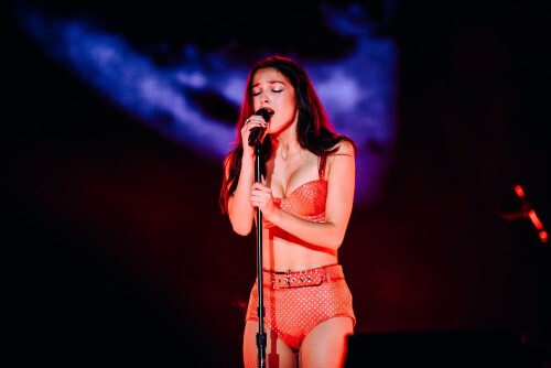 olivia 5371b50a6694232676