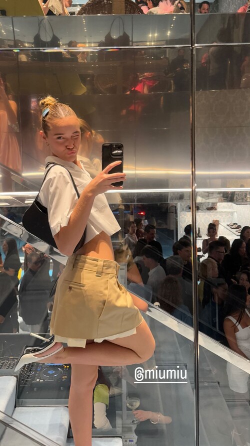 olivia.ponton 20241206 0003 2b6795f9db4e91a35