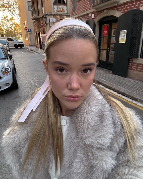 olivia.ponton 20241222 0001b6383c8c0965d066