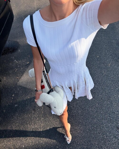 olivia.ponton-photo-DJsO7AbNOZC-20250515_183411_498647830226d6dc02b39c7b6