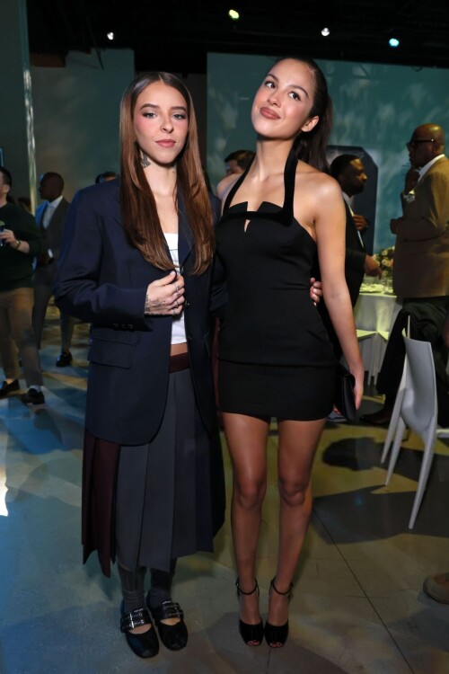 olivia3 143552f340ce2d46de