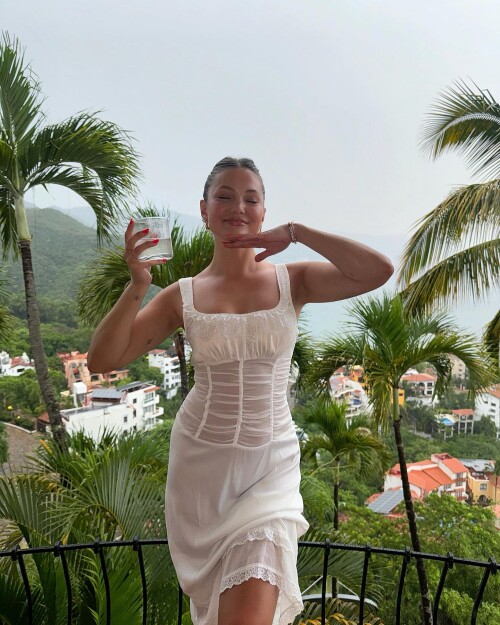 olivia holt 20240805 00013463c472aac0376f