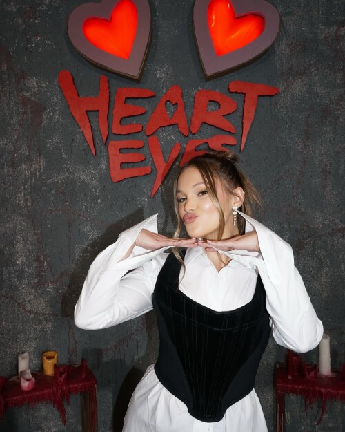 olivia holt 20250123 000107036a728cb5c30a