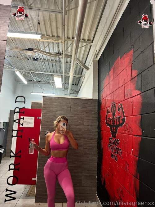 oliviagreenxx 3672587391075 sourcee59efe8590e914ed