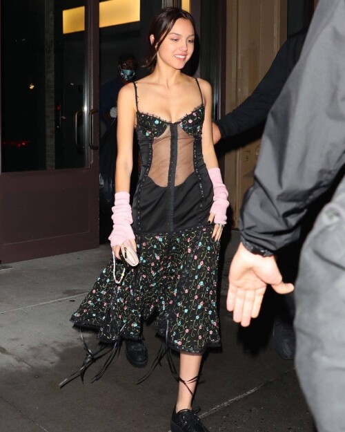 oliviarodrigo traitor 279273244 675975016804439 3524529298742490726 n