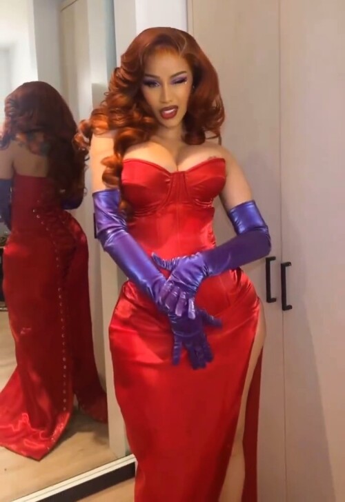  on X Cardi B dresses up as Jessica Rabbit for Halloween. https t.co YmHzkoNrty X.mp4 snapshot 00.16