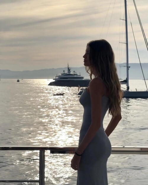 on the move v0 whnlavbf167d1da6eddb65bd481ab