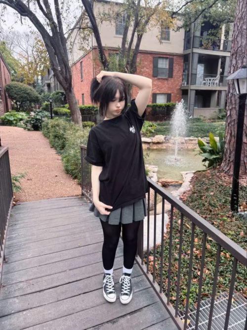 outside030d453b41f44b03