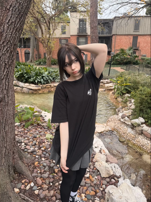 outside2dbb9e9f21cc2c3fd