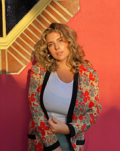 p2 000193644337170288628