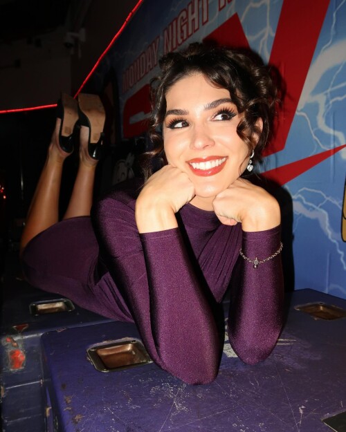 pC7fpSH Ih1jliked by 20240527 205455 446281168 416641961329260 6076479820935677774 n4869d102bccb401b