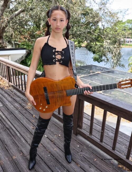 page 215296710b3c5e4159