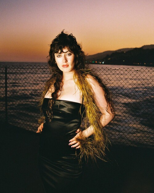 paidfollower001 20201014 154021 12684156224326d3725a36a92