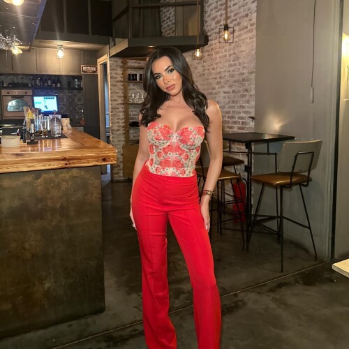 paigethornex 1710353309 3323006870253386493 357539809583d3cab35b6630a